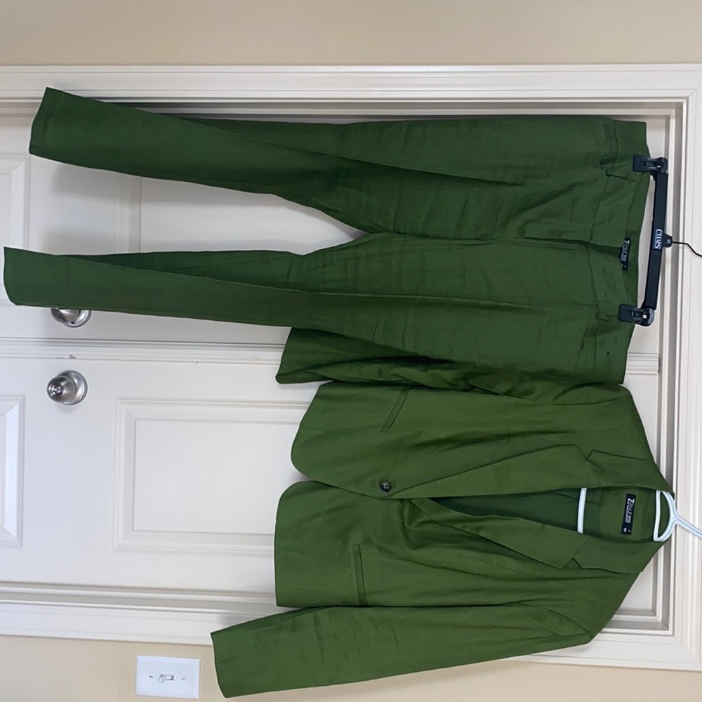 Brand New Linen Suit!